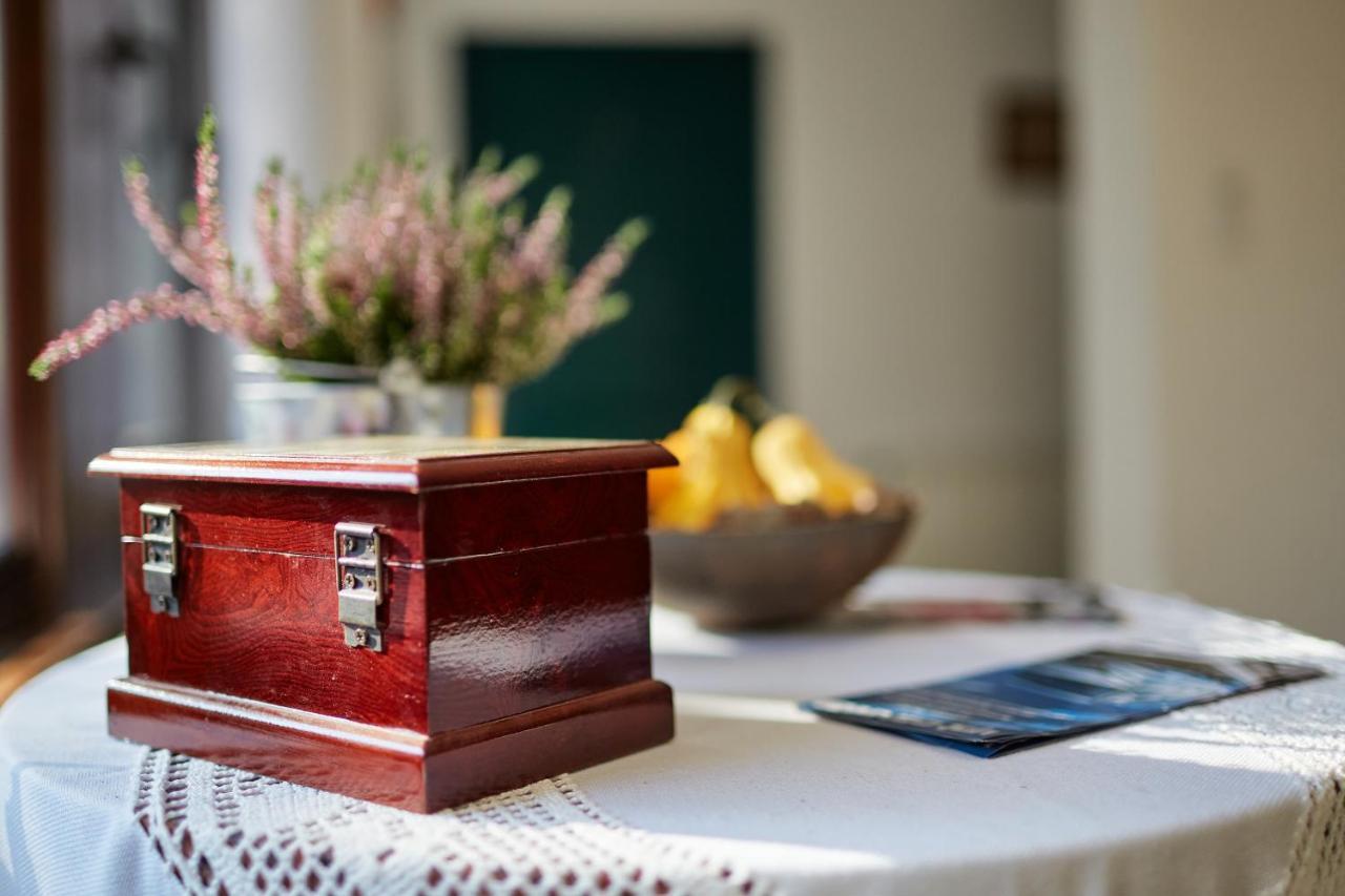 Tercia Hubertus Panzio Bed & Breakfast Sopron Luaran gambar