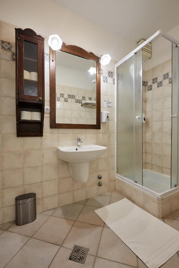 Tercia Hubertus Panzio Bed & Breakfast Sopron Luaran gambar