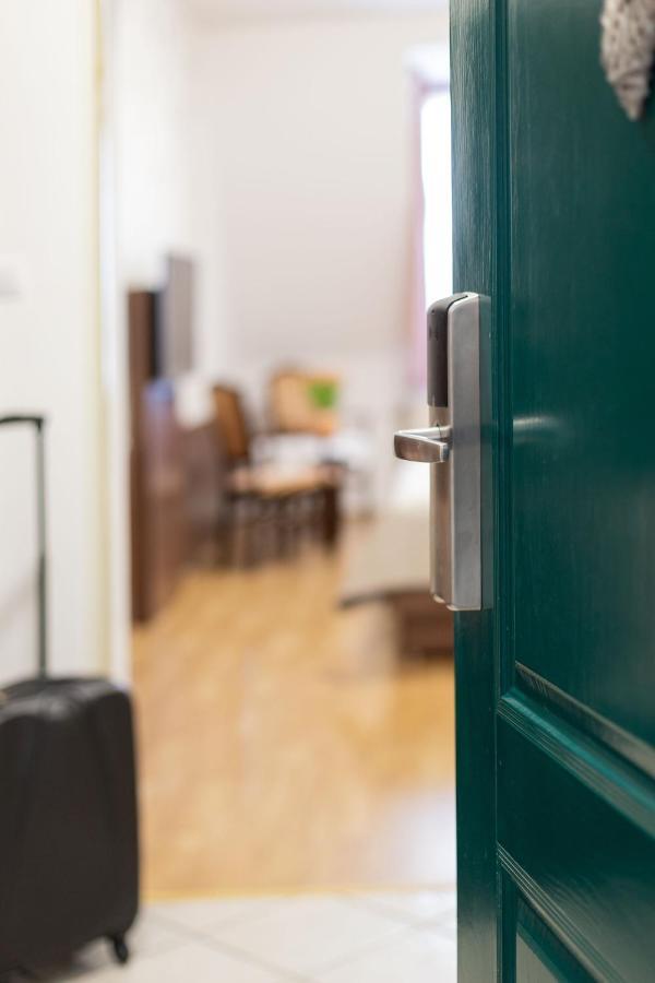 Tercia Hubertus Panzio Bed & Breakfast Sopron Luaran gambar